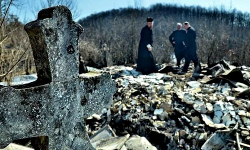 Biserică de patrimoniu, făcută scrum din cauza miriştilor incendiate jpeg