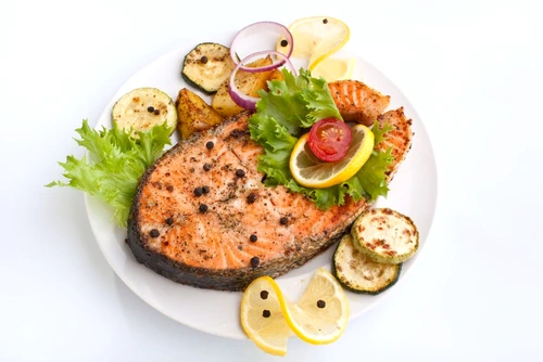 salmon with vegetables and lemon jpeg