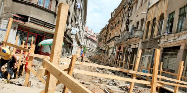 Primăria Bucureştiului a renunţat la serviciile firmei care se ocupa de refacerea Centrului Istoric