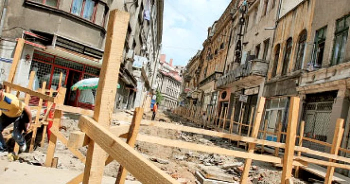 Primăria Bucureştiului a renunţat la serviciile firmei care se ocupa de refacerea Centrului Istoric