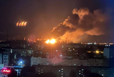 incendiu rafinaria Lukoil din Volgograd, in urma unui atac cu drone ucrainene foto X