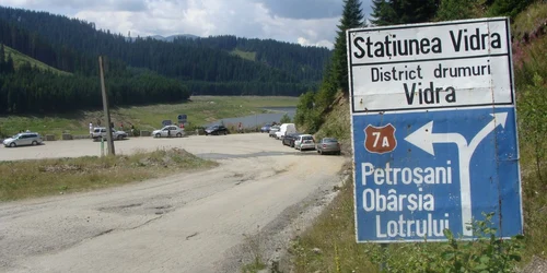 Terenurile din staţiune Vidra, „mar al discordiei” intre CNSRL Fratia si Obstea Bercesti Vlădoi, din Novaci-Gorj
