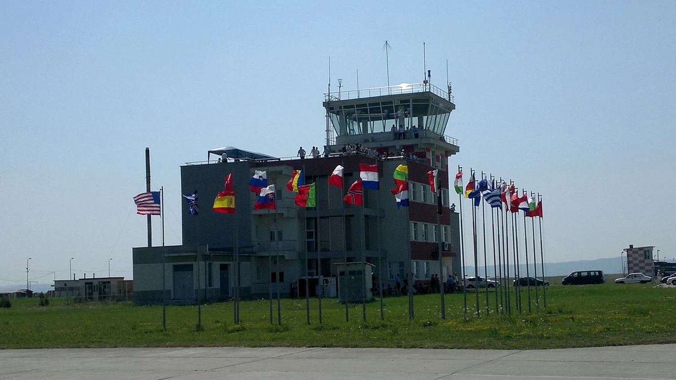 Turnul de Control al Bazei 71 Câmpia Turzii