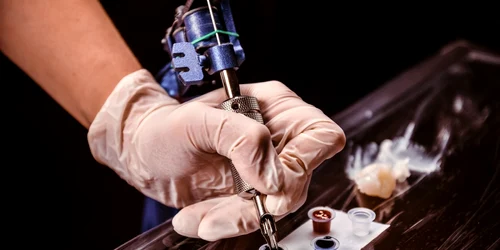 Artisti tatuatori FOTO SHUTTERSTOCK