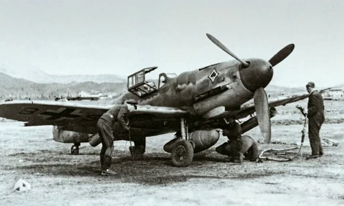 Masa ori puterea   o dilemă în aviația de vânătoare din al Doilea Război Mondial încoace  jpeg