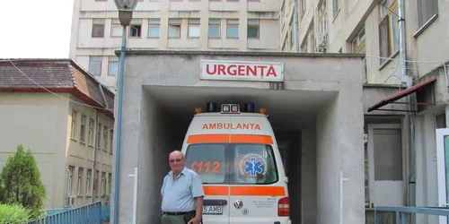 Interimatul la Amulanţă durează de aproape zece luni