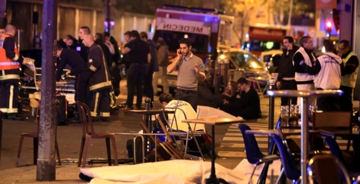 SRI susține că nu există nici o legătură între atentatele de la Paris și riscurile la adresa siguranței naționale din RomâniaFoto: AP