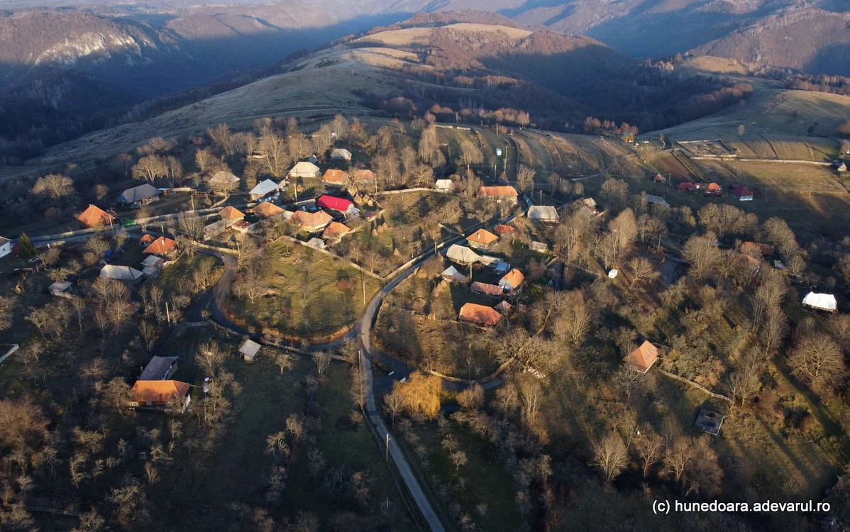 Comuna Bătrâna. Foto: Daniel Guță. ADEVĂRUL