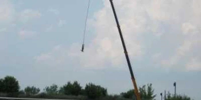 Târgu-Mureş:Bungee jumping la Peninsula