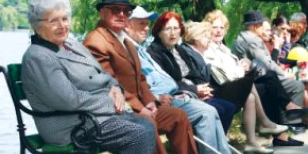 Pensionarii români o duc mai bine decât cei din Anglia, Spania, Belgia, Grecia