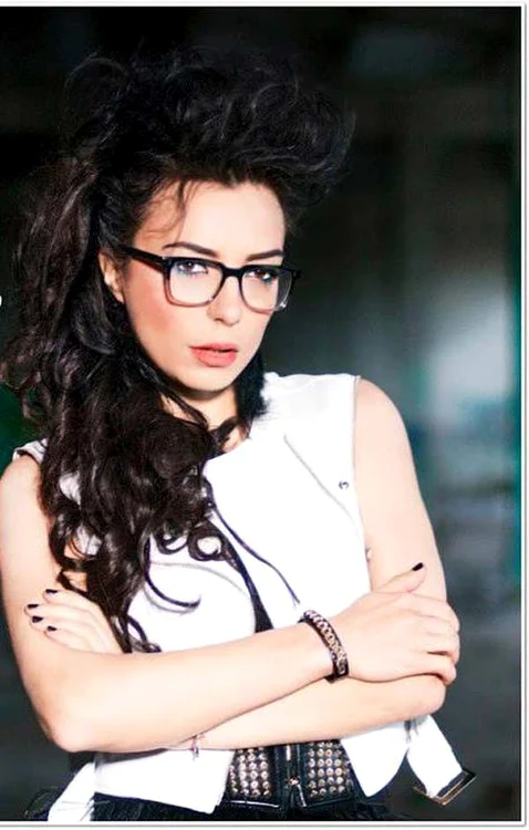 Tânăra a făcut o demonstraţie alături de Dj WandaFoto: Captură Prima TV