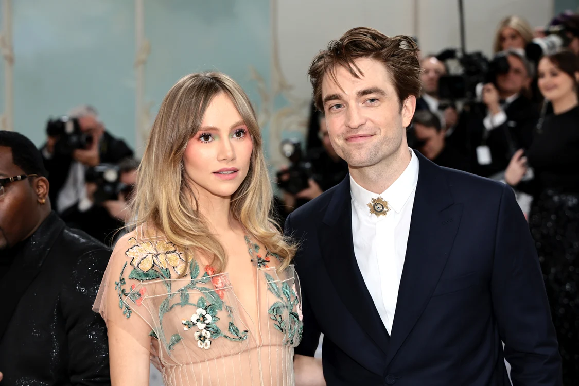 Suki Waterhouse și Robert Pattinson, Foto Getty Images
