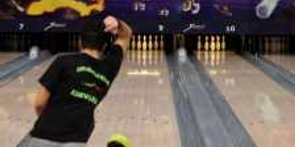 Orădenii se pot distra la un bowling cu prietenii