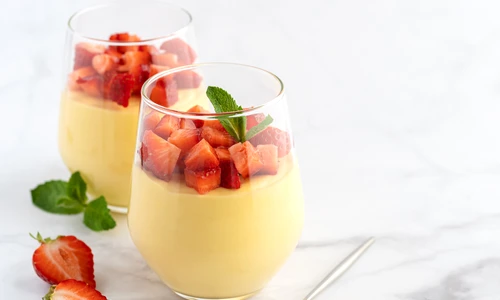 Mousse de fructe  Sursa foto shutterstock 1948408645 jpg