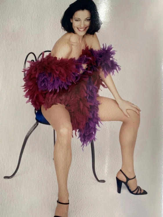 Ruthie Henshall în tinerețe   Facebook 2 jpg