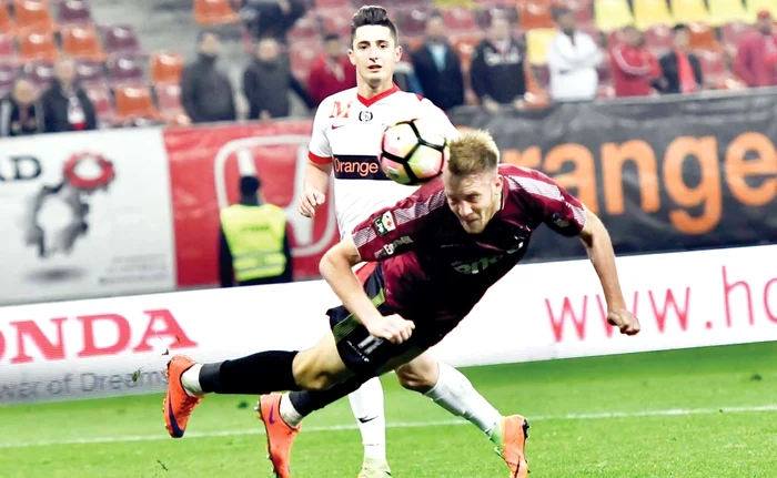 
    Filip trage echipa  după el în încercarea  de a cuceri titlul  în acest sezon  