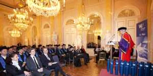 Cursanţii WU Executive Academy, la ceremonia de absolvire