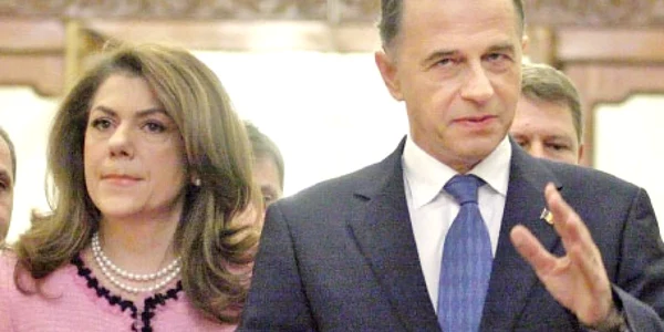 Mircea Geoană, împreună cu soţia sa, Mihaela