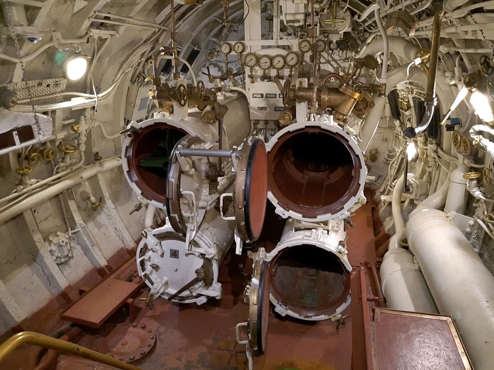 2 submarin 4 jpg jpeg