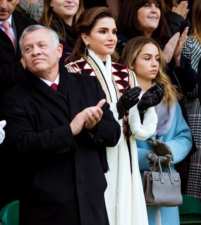 5 queen rania 12 jpg jpeg