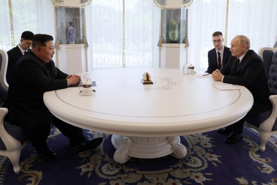 Coreea de Nord trimite trupe suplimentare în Rusia