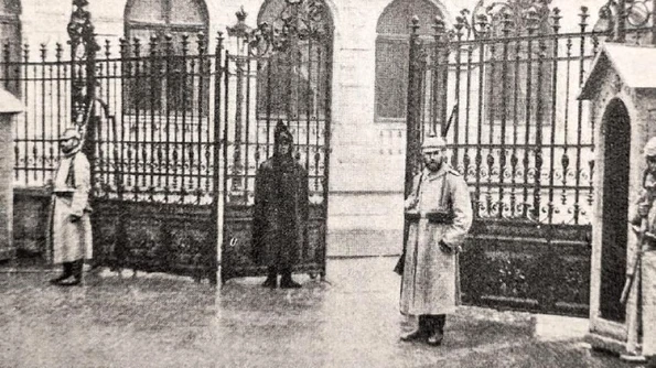 Arme de distrugere în masă, sosite la București prin curier diplomatic jpeg