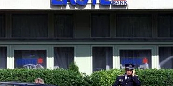 Erste Bank ar putea avea o schemă de salarizare la nivel de grup