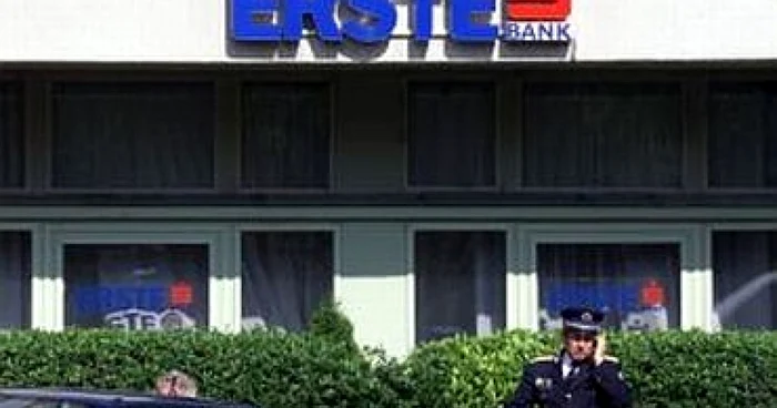 Erste Bank ar putea avea o schemă de salarizare la nivel de grup