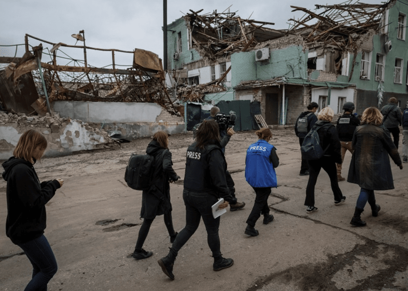 Conflict în Ucraina. Lumea pe din două: Războiul de la ora 5