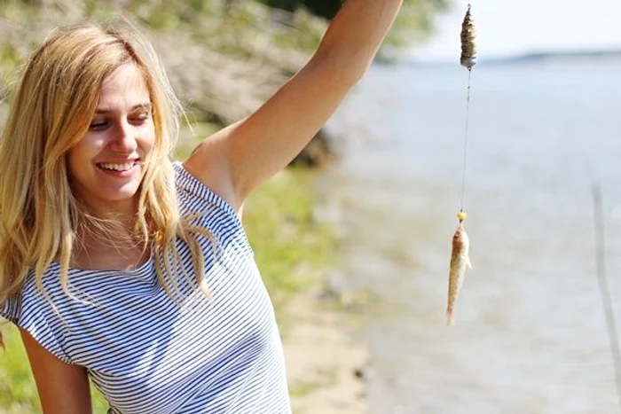 Dana Rogoz, aventuri la pescuit