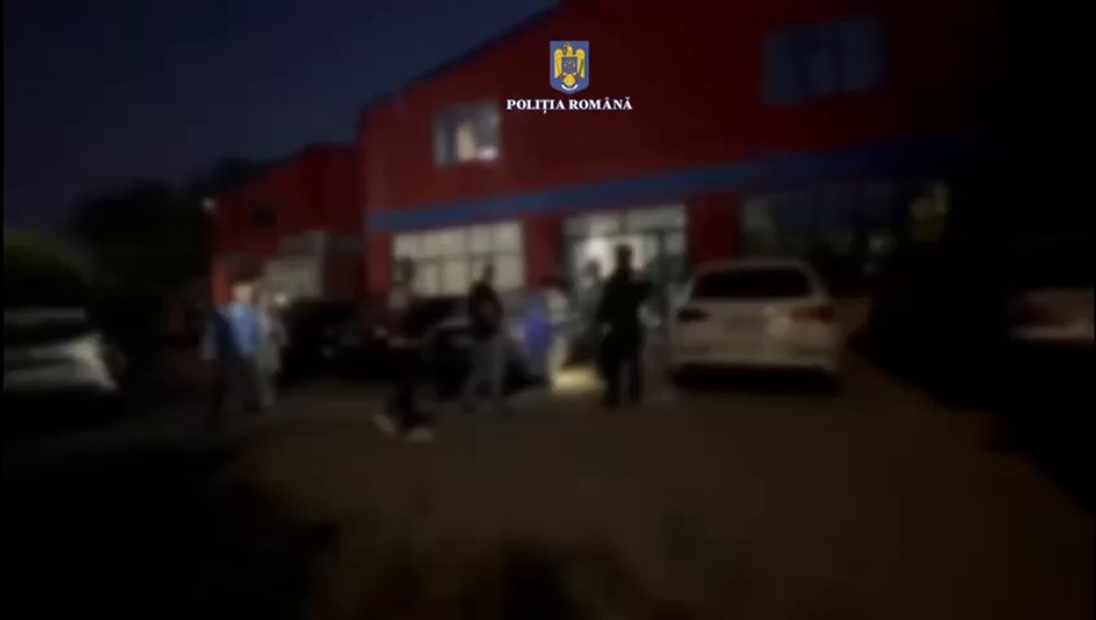 10 milioane de euro, profitul unor afaceri ilegale cu deșeuri de sticlă VIDEO