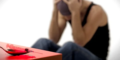 5% din tinerii europeni au încercat