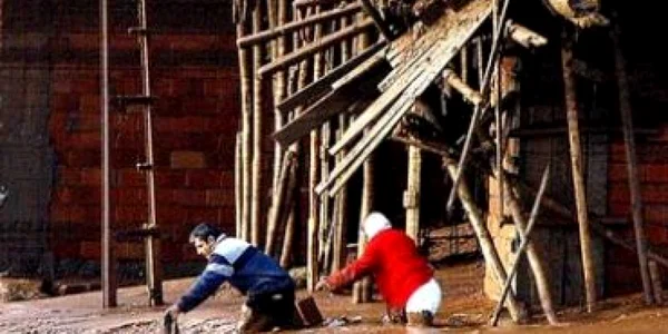 În inundaţiile din Turcia au murit opt persoane