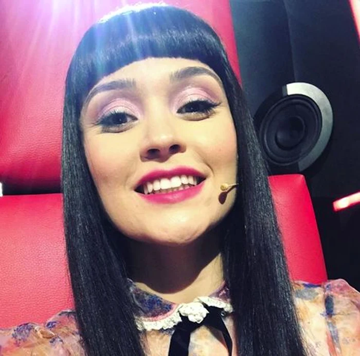 Irina este entuziasmată de rolul de antrenor pe care îl are în cadrul concursului de voci