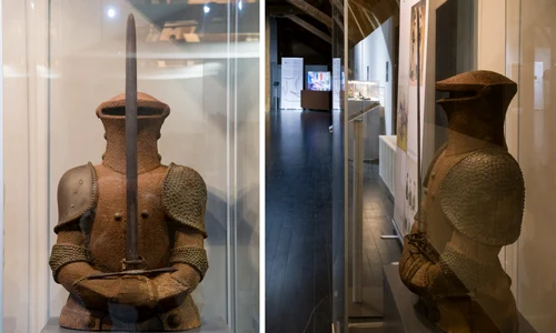 „Omul de Fier din Timișoara”, expus în cadrul expoziției „Obiecte. Istorie. Muzee. Arme albe”, la Muzeul Național al Banatului 