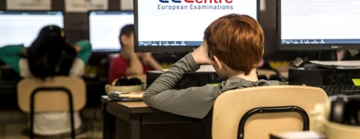 Examenele de limba engleză Computer-based, tot mai populare printre candidaţi