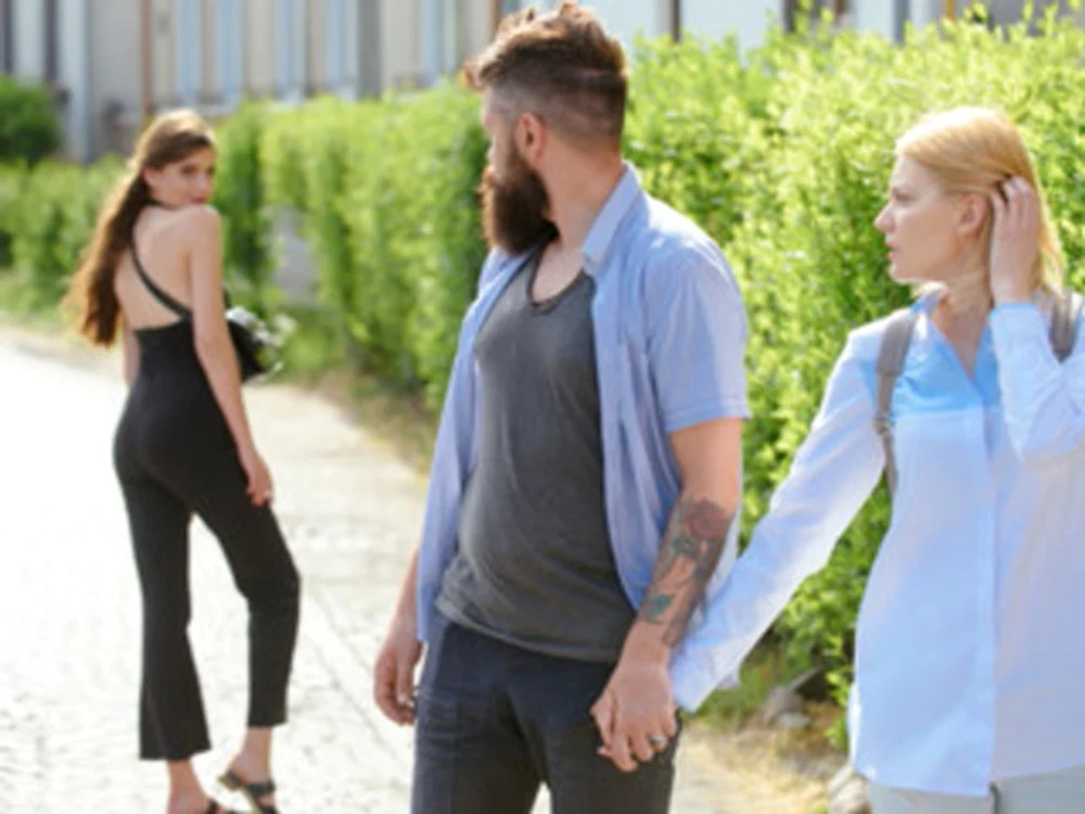 
    Atunci când eşti într-o relaţie, este normal să simţi, uneori geloziefoto: shutterstock  