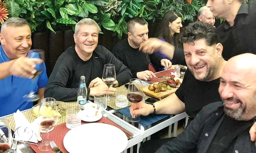 tazvi7 actu 1 3col jpeg