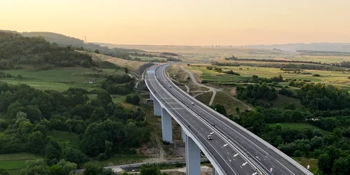 Autostrada Sibiu Pitești pe Valea Oltului  Foto Daniel Guță ADEVĂRUL (2) JPG