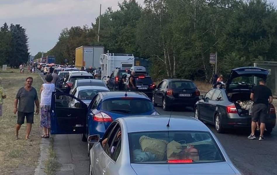 Cum să eviți aglomerația din vămile grecești. Poliția de Frontieră Română are soluția