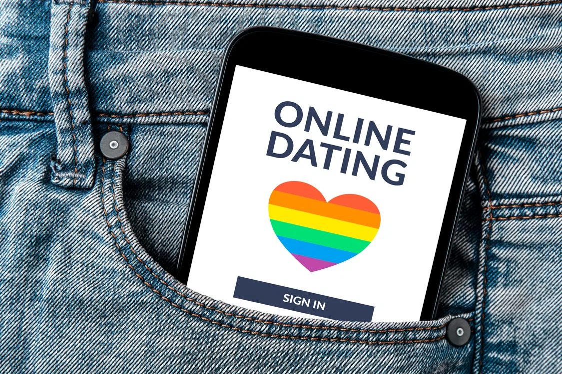 Tinerii și-au dat întâlnire pe un site de dating pentru gay FOTO Shutterstock 