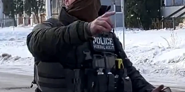 agent ICE incident Minneapolis captura video jpg