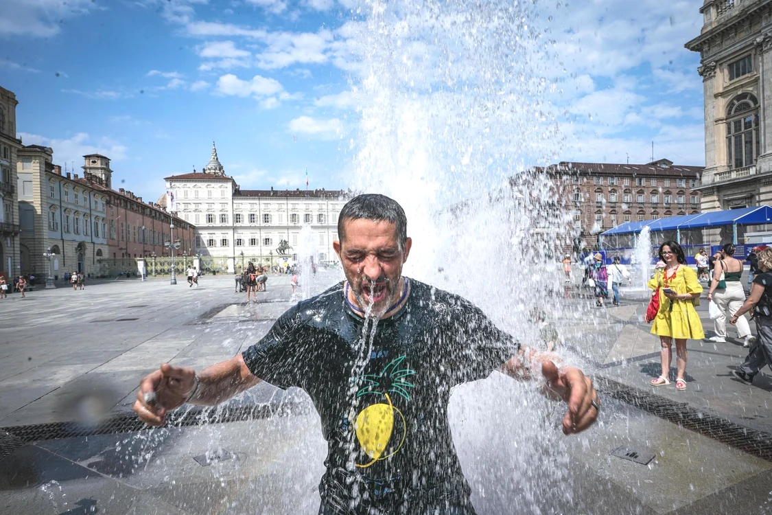 Și Italia se luptă cu temperaturile caniculare. FOTO Profimedia