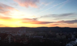 Viața e în altă parte? Posibil jpeg