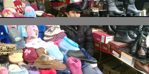 Piețarii se gândesc cu groază de unde vor scoate bani pentru taxele majorate 