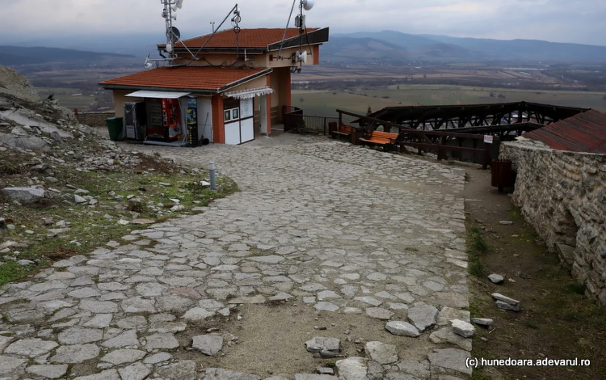 cetatea devei foto daniel guta adevarul