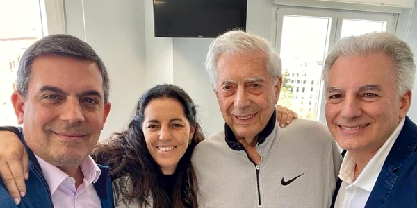 mario-vargas-llosa