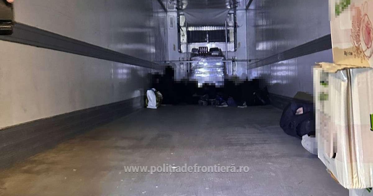 Pedeapsa drastică primită de un turc care a trecut mai mulți migranţi ilegali graniţa dintre România şi Ungaria într-un camion frigorific
