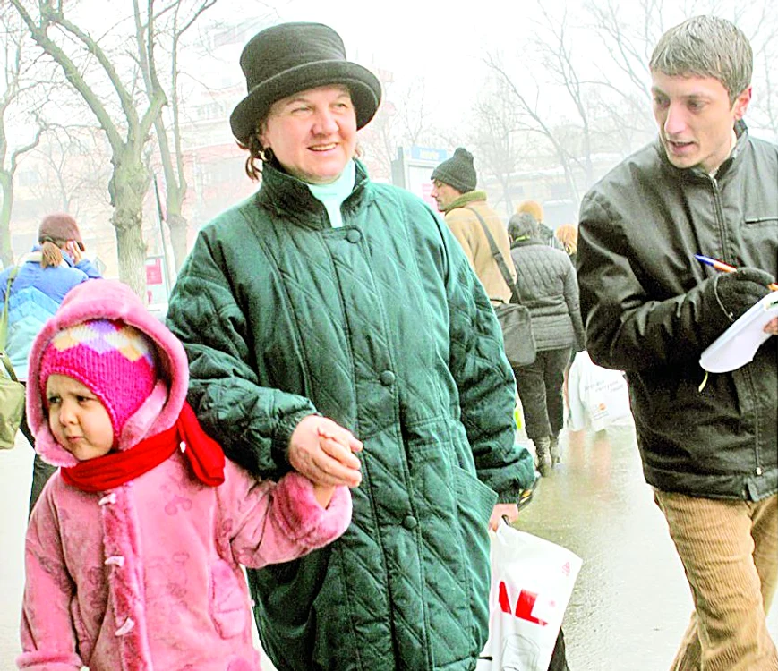 
    Vremea se raceşte din ce în ce mai mult  