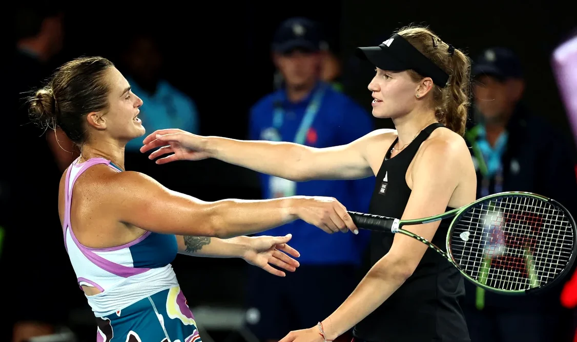 Sabalenka și Rybakina, vechi cunoștințe în circuitul WTA. Foto Getty images